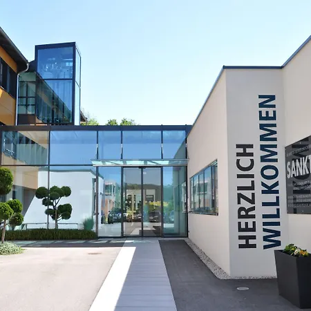 Sankt Magdalena Hotel 3*