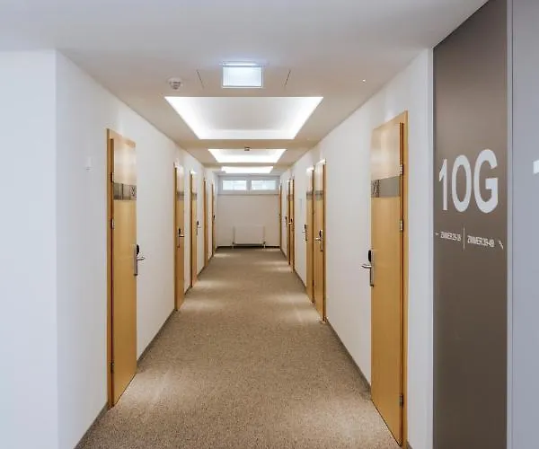 מלון Sankt Magdalena לינץ